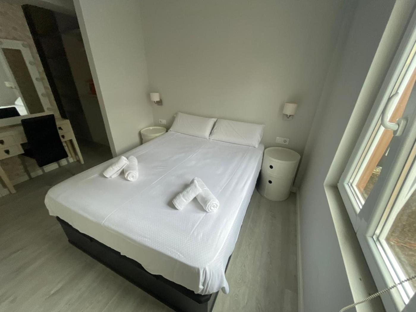Appartamento Nuevo! Piso En Pleno Centro Santander Esterno foto
