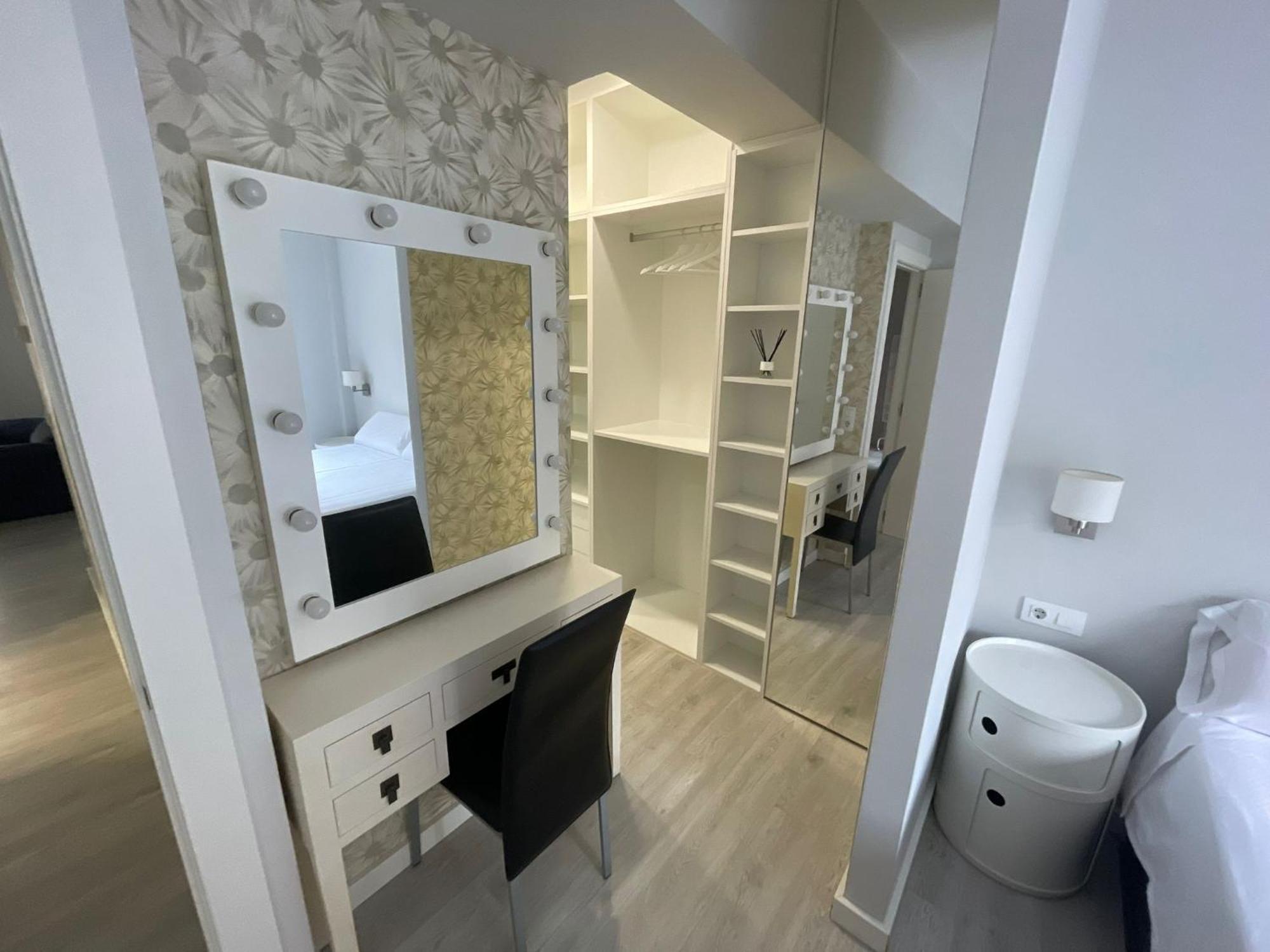 Appartamento Nuevo! Piso En Pleno Centro Santander Esterno foto